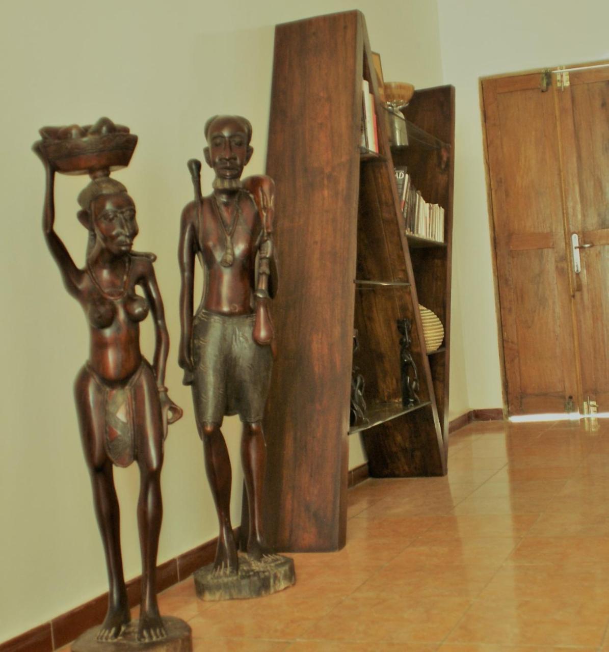 Villa Ty Milyn Mazela SA Dakar Exteriör bild