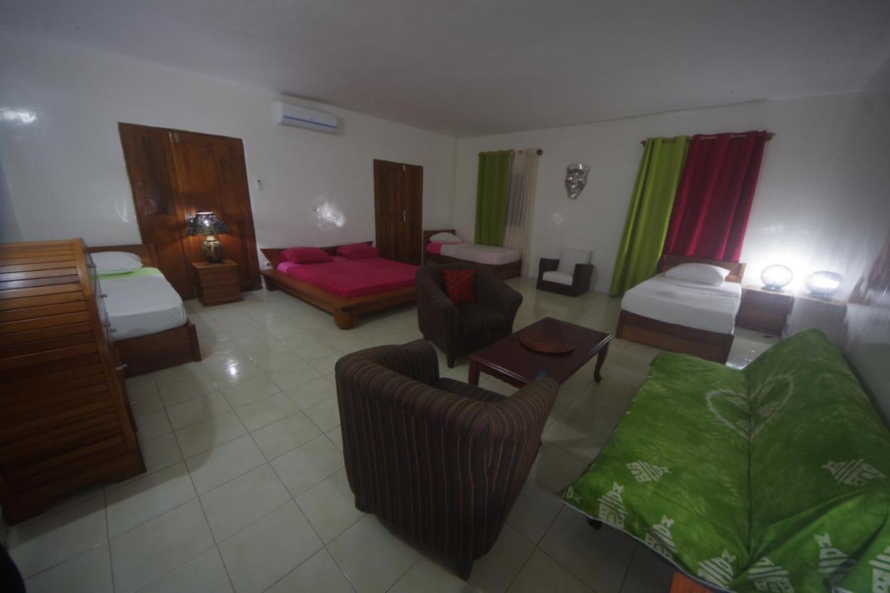 Villa Ty Milyn Mazela SA Dakar Exteriör bild