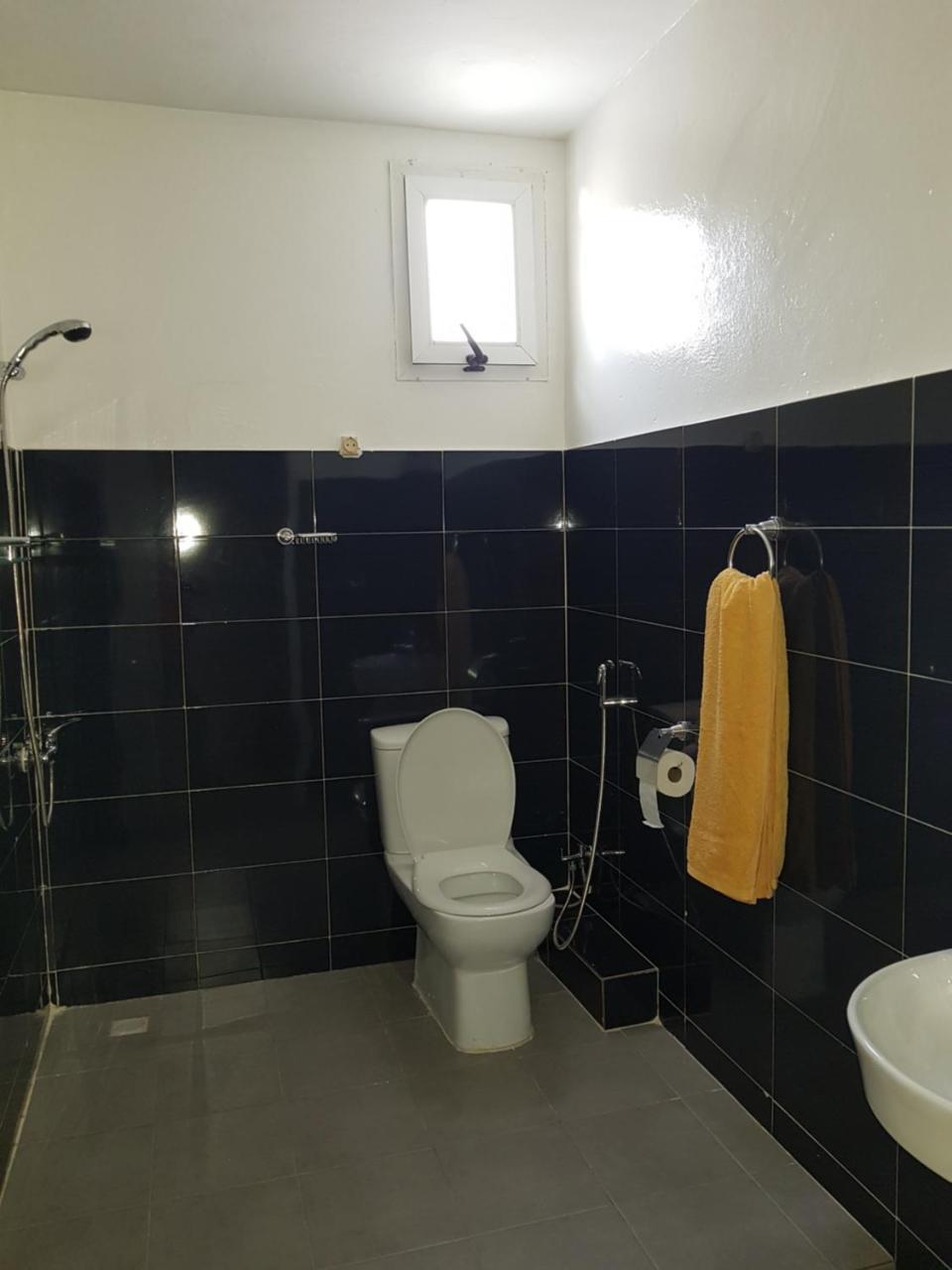 Villa Ty Milyn Mazela SA Dakar Exteriör bild