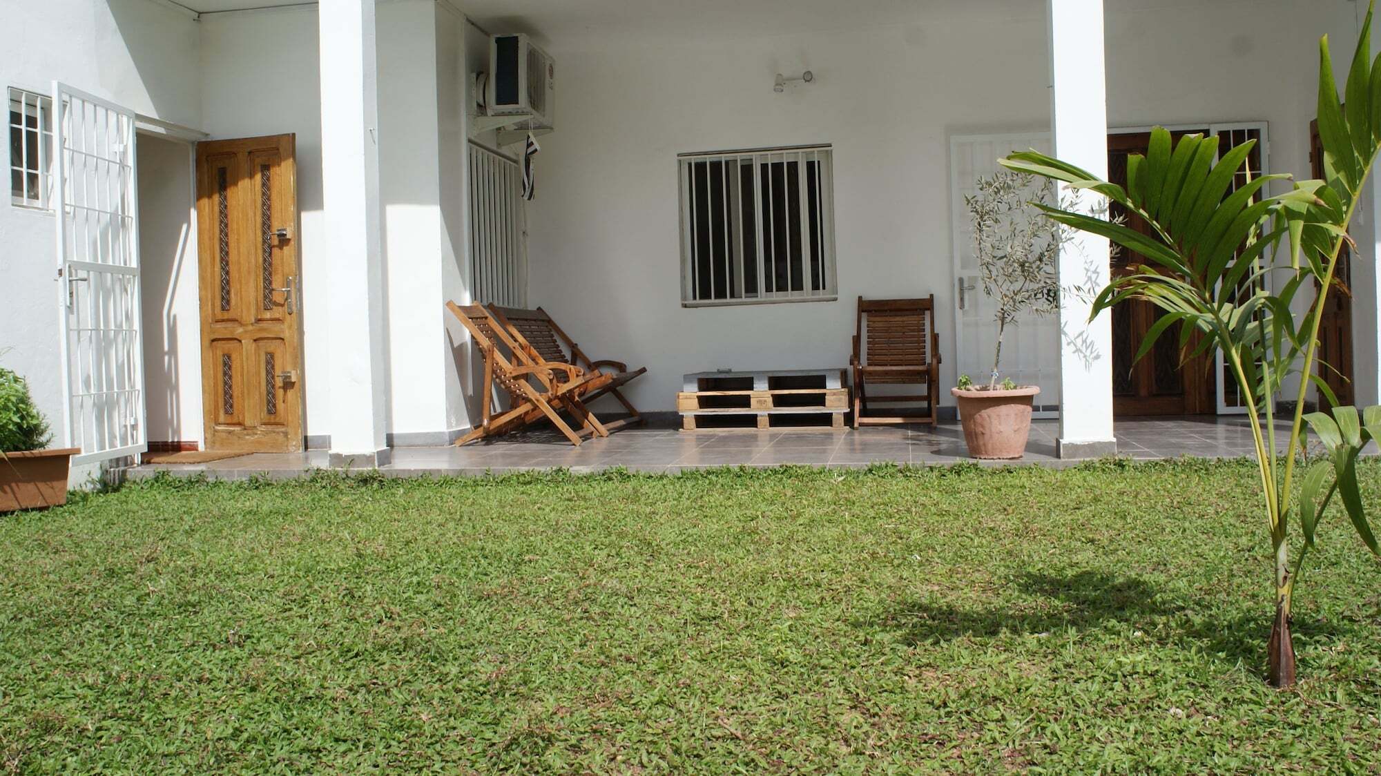Villa Ty Milyn Mazela SA Dakar Exteriör bild