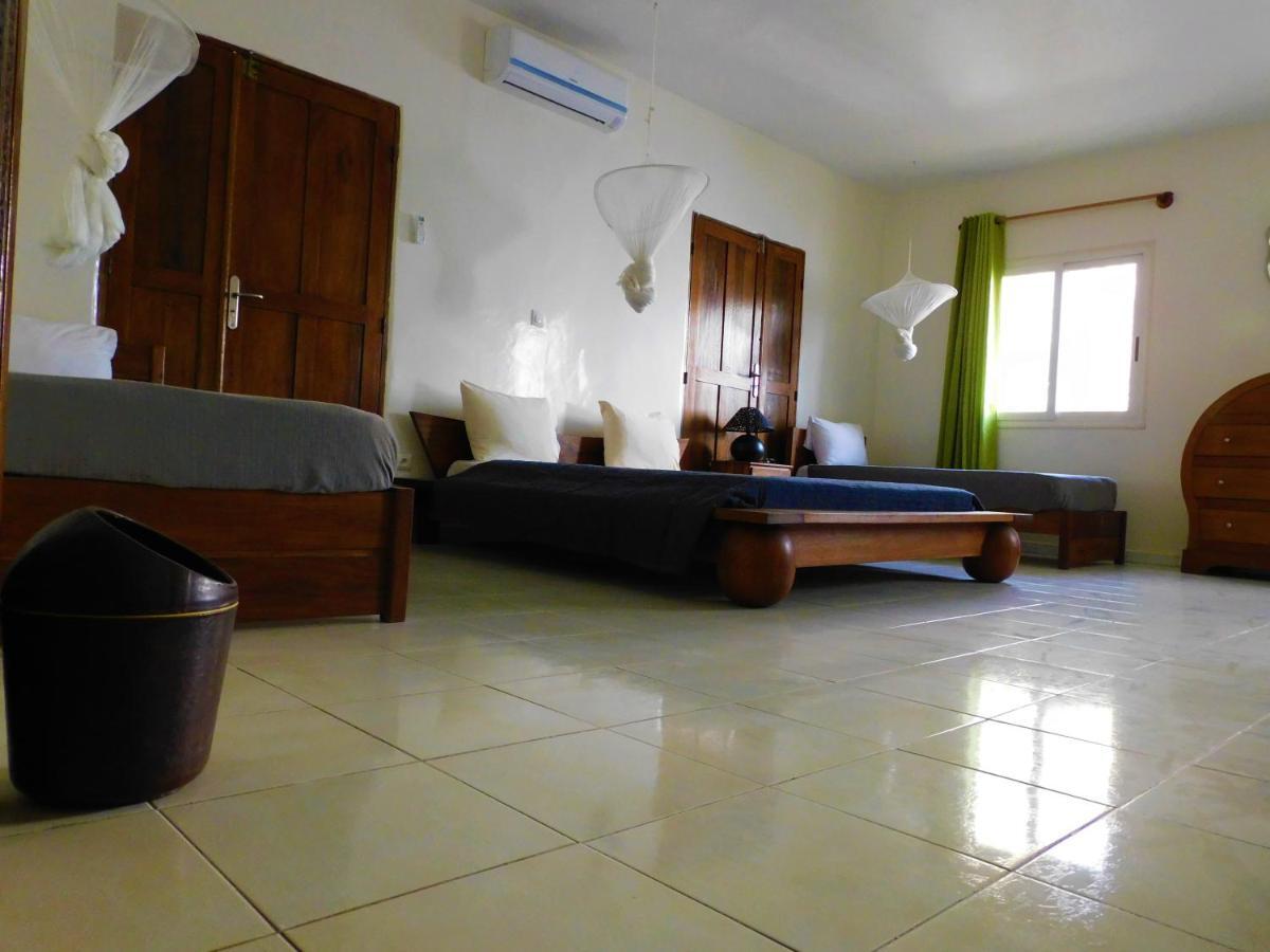 Villa Ty Milyn Mazela SA Dakar Exteriör bild